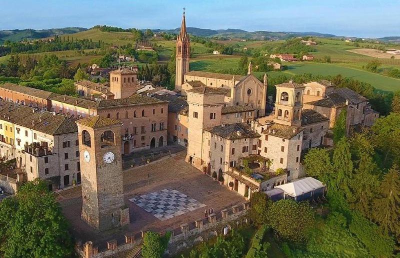 B&B Luna Castelvetro di Modena Bagian luar foto